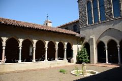 New York Cloisters 37 012 Trie Cloister and garden - France Late 13C